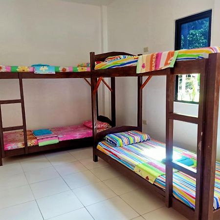 James Homestay Siquijor Eksteriør bilde