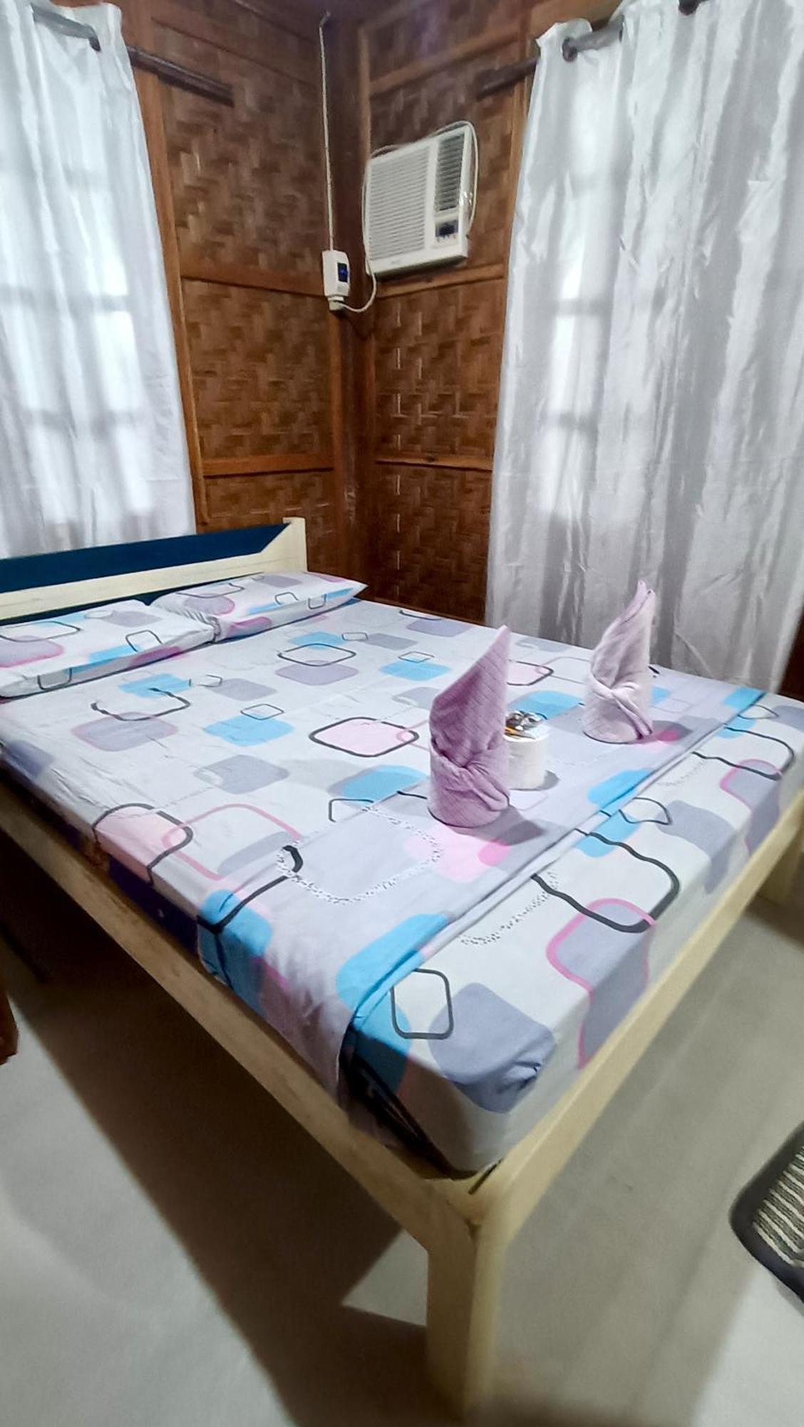 James Homestay Siquijor Eksteriør bilde